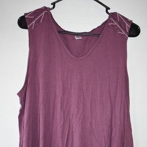 Old navy tank top